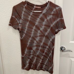 Michael stars short sleeve tie dye top. EUC